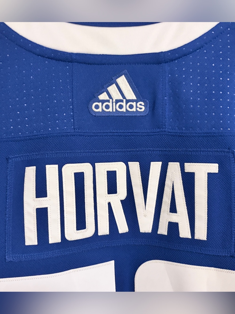 Authentic Adidas Vancouver Canucks Bo Horvat Blue Orca Jersey Size 56 2XL XXL - Picture 3 of 6